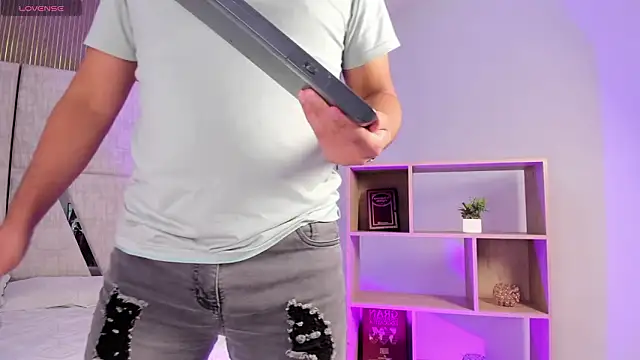 Axel grey  online show from 02-26-26, 12:48