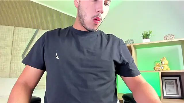 Axel grey  online show from 03-25-26, 12:33