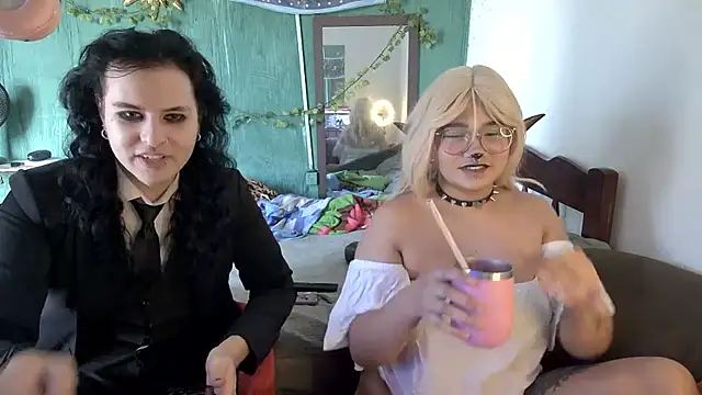 Angel Duck online show from 09-23-25, 03:48