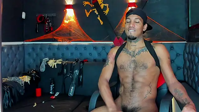 DIEGO WICKED online show from 10-26-25, 12:11