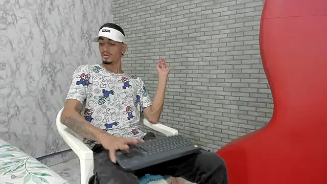 Snapshot of Sexvergon_26 chatting on 11-30-25, 07:40 Sexvergon 26 online show from 11-30-25, 07:40