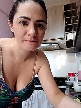 Snapshot of _SexyPetite_ chatting on 10-21-25, 01:45 SexyPetite online show from 10-21-25, 01:45