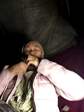 MaiHoa69 online show from 02-10-26, 01:32