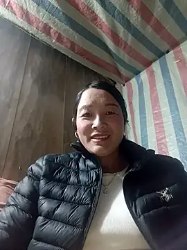 Snapshot of Bliss_rose chatting on 01-06-26, 12:20 Bliss rose online show from 01-06-26, 12:20