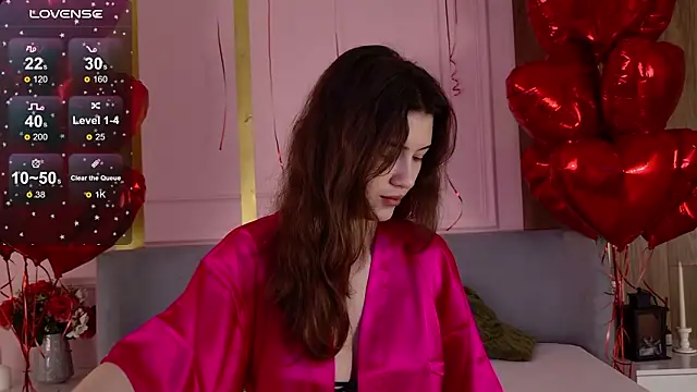 Snapshot of MilaLavson chatting on 02-19-26, 05:03 MilaLavson online show from 02-19-26, 05:03