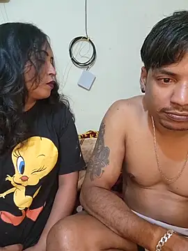 Hotbhabi305 online show from 02-22-26, 09:52