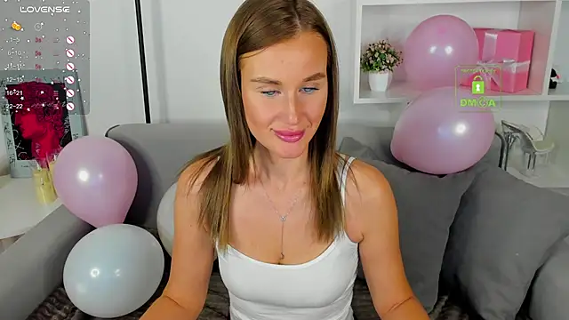 Snapshot of Dana_Wils1 chatting on 10-01-25, 02:28 Dana Wils1 online show from 10-01-25, 02:28