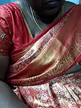 Snapshot of TAMIL_ELAKKIYA chatting on 11-16-25, 09:59 TAMIL ELAKKIYA online show from 11-16-25, 09:59