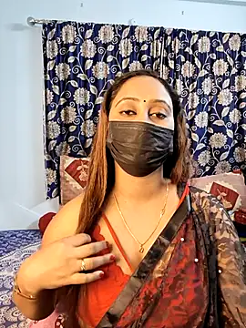 Snapshot of Cute-lusi chatting on 11-24-25, 07:24 Cute-lusi online show from 11-24-25, 07:24