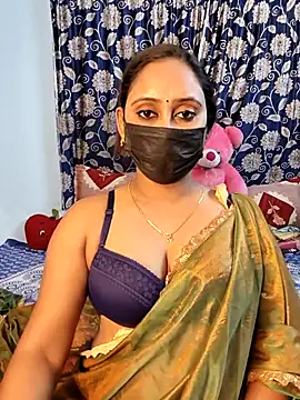 Snapshot of Cute-lusi chatting on 11-27-25, 07:16 Cute-lusi online show from 11-27-25, 07:16