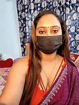 Snapshot of Cute-lusi chatting on 12-17-25, 11:16 Cute-lusi online show from 12-17-25, 11:16