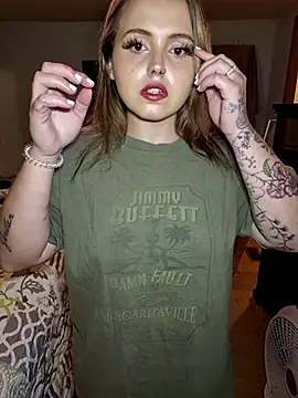 JuicyExxxperience online show from 11-12-25, 04:13