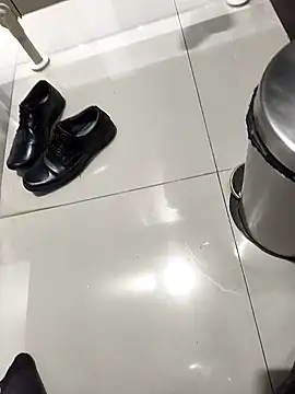 hotboy43339 online show from 10-19-25, 01:28