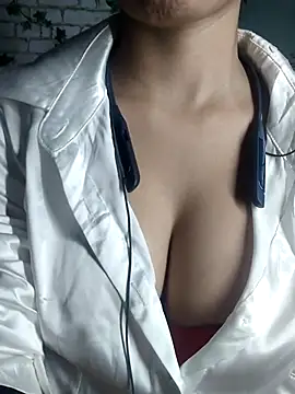 Snapshot of pihu099 chatting on 03-15-26, 06:36 pihu099 online show from 03-15-26, 06:36