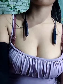 Snapshot of pihu099 chatting on 03-22-26, 07:17 pihu099 online show from 03-22-26, 07:17