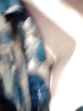 Snapshot of pihu099 chatting on 04-08-26, 06:19 pihu099 online show from 04-08-26, 06:19