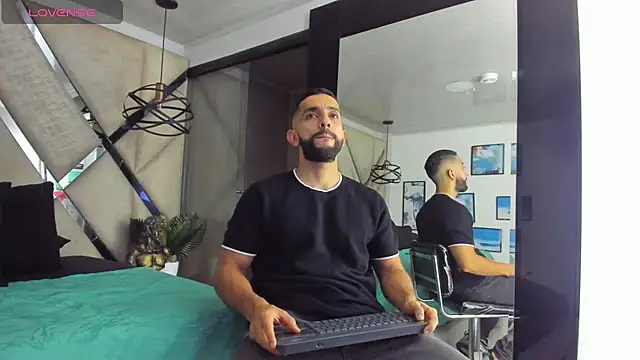 Yiyo10  online show from 04-07-26, 03:40