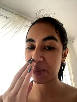 Kassie Collins online show from 11-23-25, 06:52