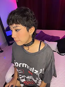 Snapshot of ZahaRose chatting on 11-04-25, 02:54 ZahaRose online show from 11-04-25, 02:54