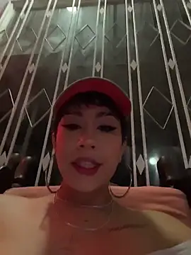 Snapshot of ZahaRose chatting on 11-18-25, 03:34 ZahaRose online show from 11-18-25, 03:34