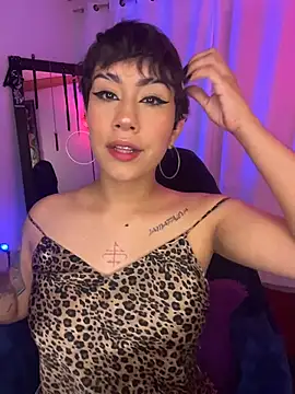 Snapshot of ZahaRose chatting on 11-28-25, 03:20 ZahaRose online show from 11-28-25, 03:20