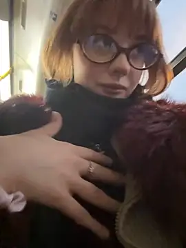 Only April online show from 11-12-25, 05:41