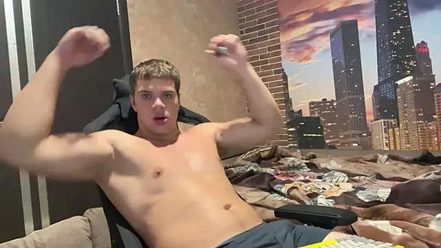 MusclePhantom online show from 09-18-25, 08:33