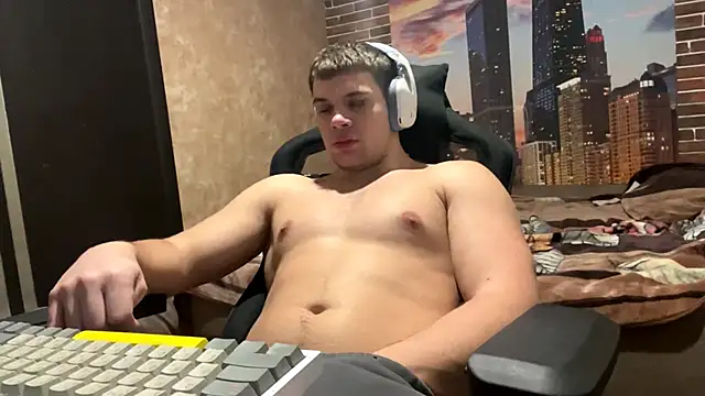 Snapshot of MusclePhantom chatting on 02-10-26, 09:41 MusclePhantom online show from 02-10-26, 09:41