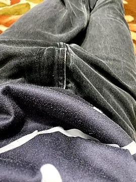 Snapshot of wwwiiilll chatting on 10-09-25, 04:05 wwwiiilll online show from 10-09-25, 04:05