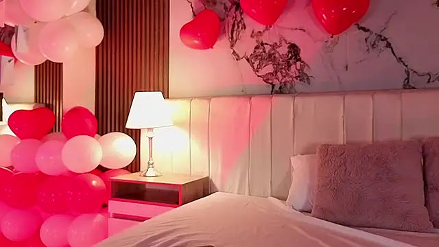 LunaRosse  online show from 02-14-26, 12:13