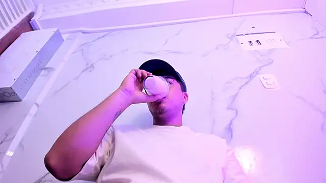 juanmechanic  online show from 12-17-25, 06:30