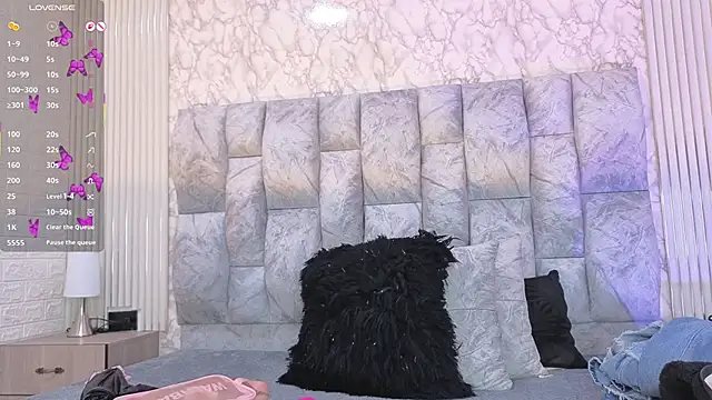 railey rosse  online show from 10-04-25, 07:56