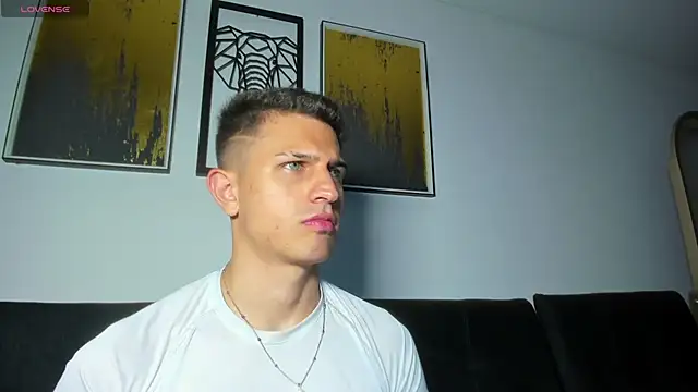 Snapshot of kevin_ahss chatting on 06-22-26, 11:35 kevin ahss online show from 06-22-26, 11:35