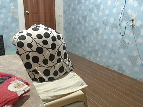 Snapshot of amazing_jane2918 chatting on 06-08-26, 12:27 amazing jane2918 online show from 06-08-26, 12:27