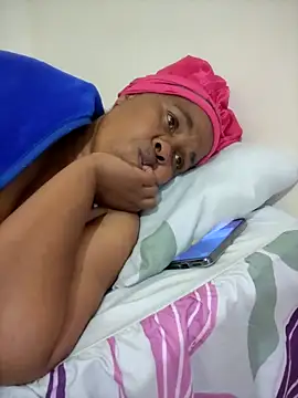 Ebonyboobsmilk online show from 09-21-25, 06:31