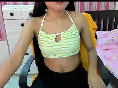 Snapshot of Mica_Jones chatting on 03-24-26, 12:43 Mica Jones online show from 03-24-26, 12:43