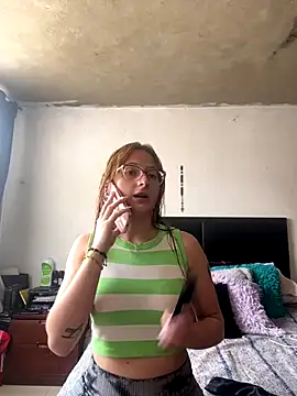 Snapshot of Aria_beauti chatting on 09-11-25, 02:28 Aria beauti online show from 09-11-25, 02:28