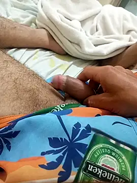 Snapshot of Maniasefetiches chatting on 03-08-26, 05:22 Maniasefetiches online show from 03-08-26, 05:22