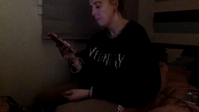 Bellababexox online show from 05-15-26, 10:50