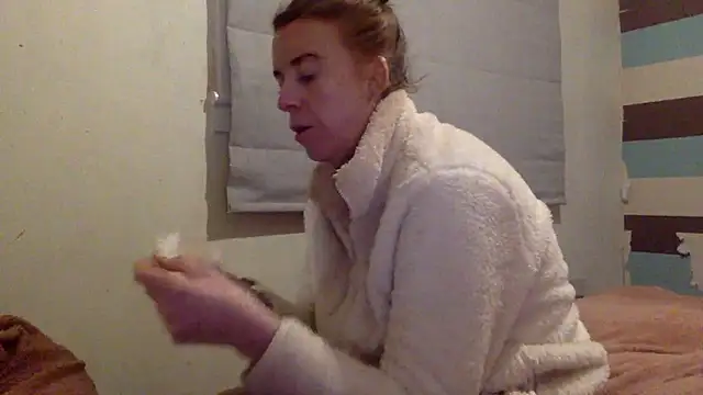 Bellababexox online show from 05-18-26, 12:51