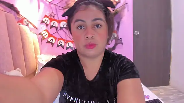 Snapshot of AndreaSweet2 chatting on 11-04-25, 08:08 AndreaSweet2 online show from 11-04-25, 08:08