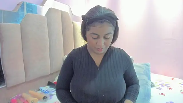 Snapshot of AndreaSweet2 chatting on 11-29-25, 07:50 AndreaSweet2 online show from 11-29-25, 07:50