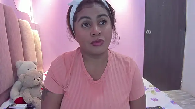 Snapshot of AndreaSweet2 chatting on 01-09-26, 08:10 AndreaSweet2 online show from 01-09-26, 08:10