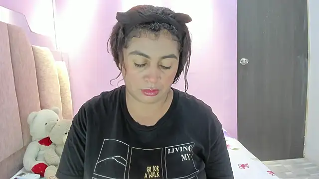 Snapshot of AndreaSweet2 chatting on 01-10-26, 08:32 AndreaSweet2 online show from 01-10-26, 08:32