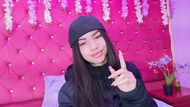 Nanis James online show from 01-11-26, 03:22