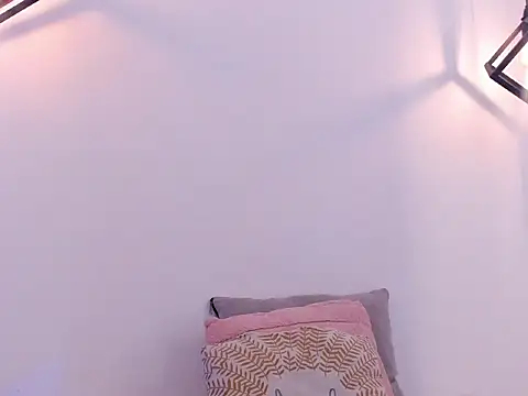 KyllieMarshall online show from 11-21-25, 12:54