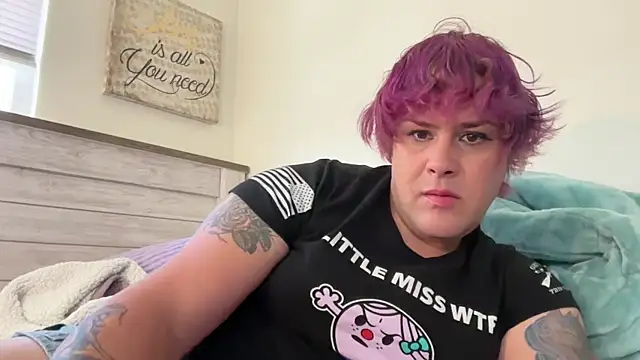 Julietserenity online show from 10-21-25, 05:24