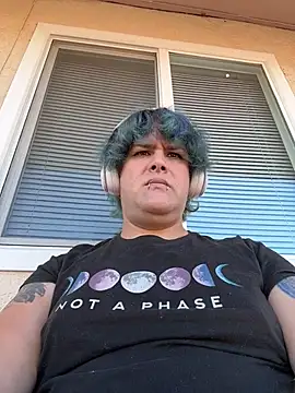 Julietserenity online show from 11-24-25, 09:58