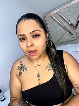 Snapshot of ashley-swift- chatting on 09-13-25, 06:46 ashley-swift- online show from 09-13-25, 06:46