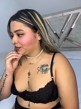 Snapshot of ashley-swift- chatting on 10-23-25, 04:34 ashley-swift- online show from 10-23-25, 04:34